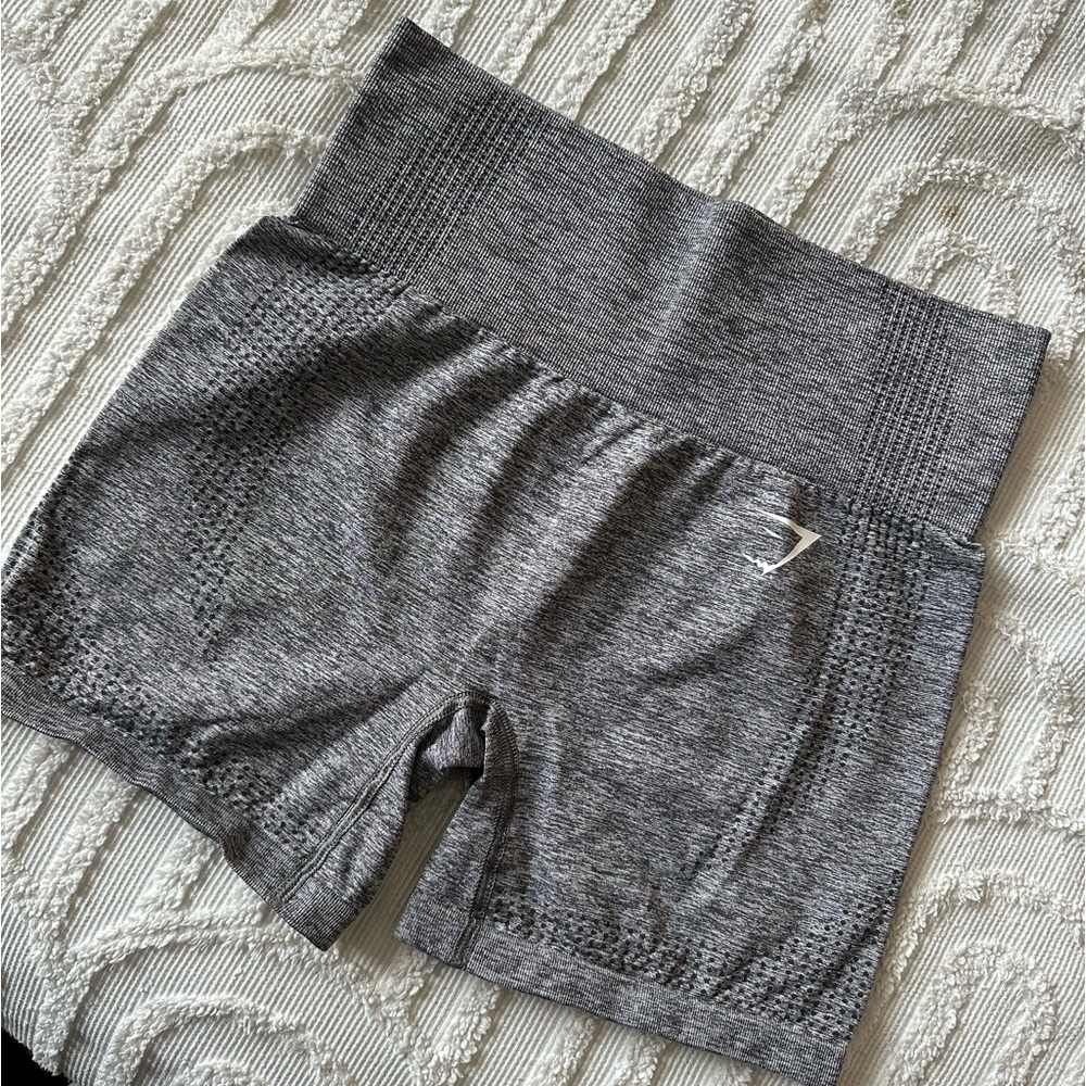 Gymshark Vital Seamless 2.0 Gym Shorts in Grey